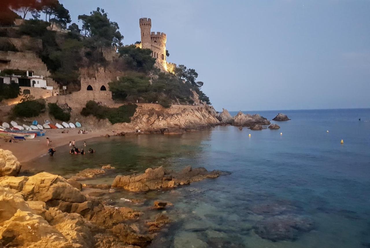 Apartament Duplex Llaverias Lloret de Mar Exteriér fotografie